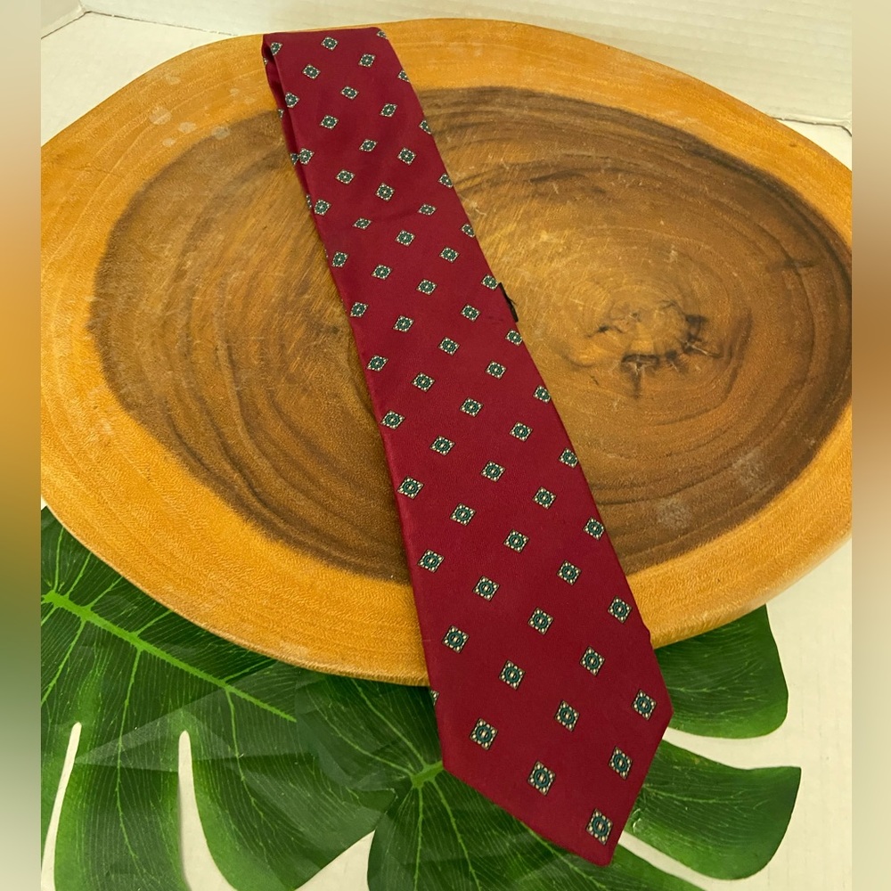 Gino Coyolli Imported All Silk Red Tie